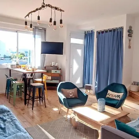 Holiday home Ninette Agreable Maison Avec Vue Sur Le Chenal Les Sables-d'Olonne