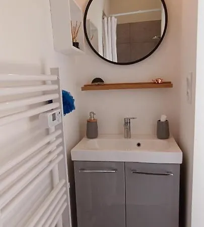 Ninette Agreable Maison Avec Vue Sur Le Chenal בית נופש